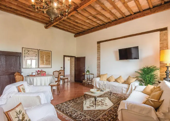 別荘 Sanquirico アヴィリアーノ・ウンブロ